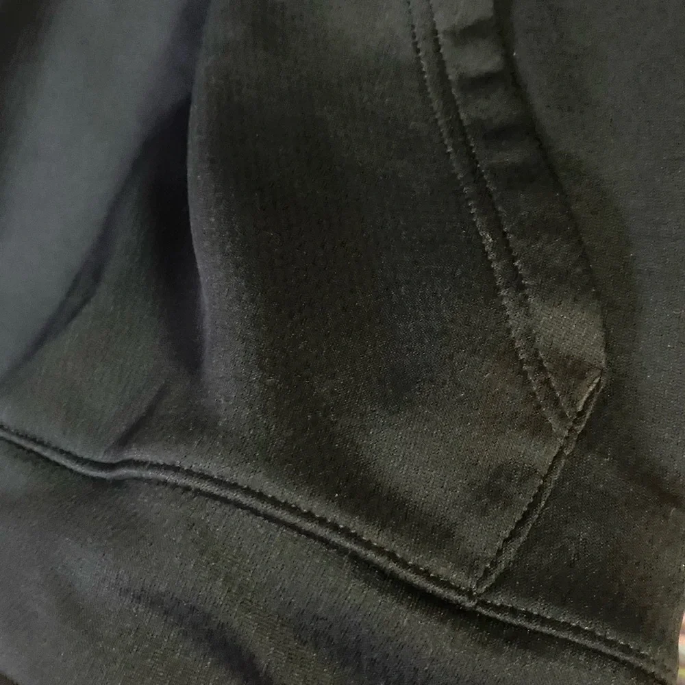 Gently used mens large adidas sweatshirt. - Picture 6 of 11